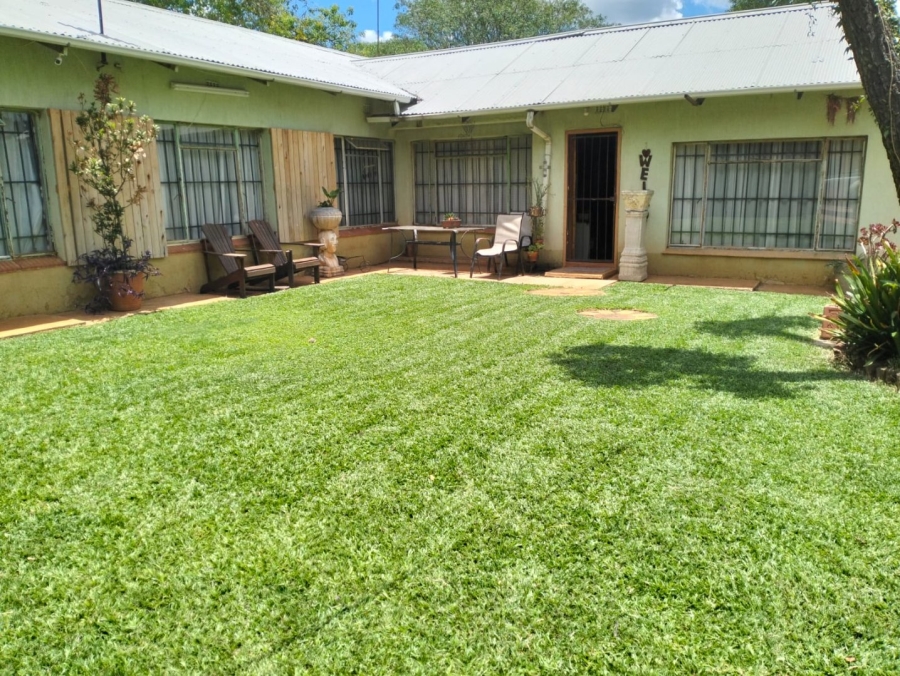 Commercial Property for Sale in Hartebeesfontien AH North West